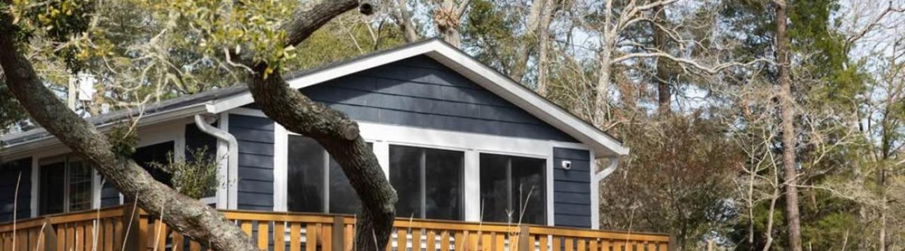 Bahama Screens   And Doors